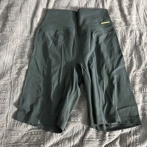 Gymshark Whitney Cycling Shorts Eucalyptus